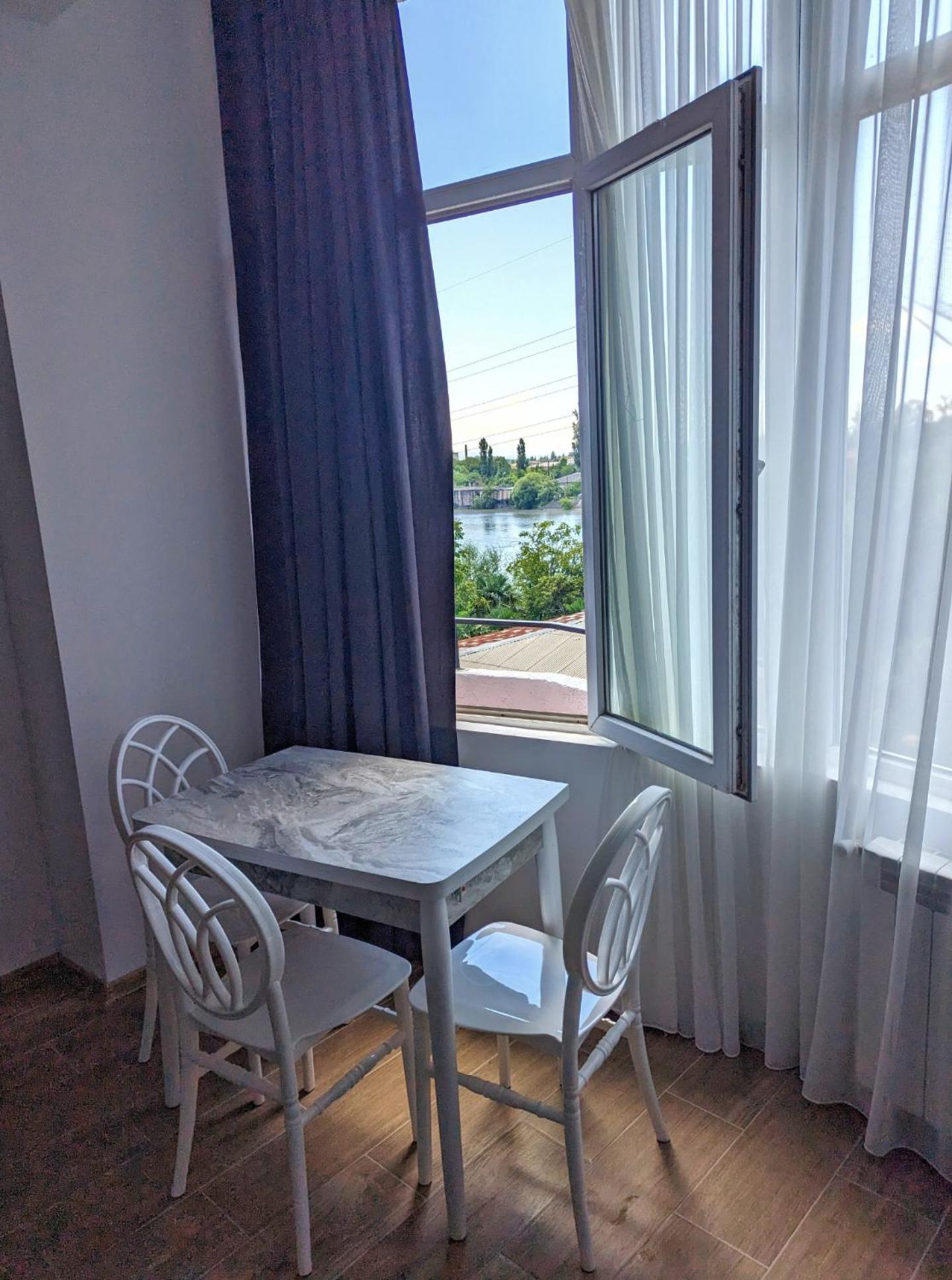 Brand New Apartment In Kutaiszi Kültér fotó