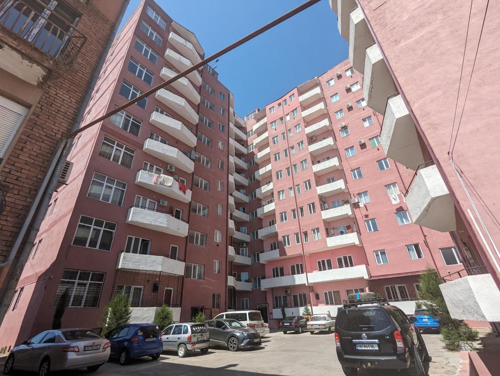 Brand New Apartment In Kutaiszi Kültér fotó